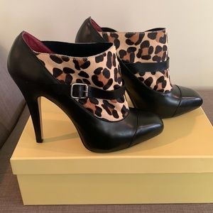 Max Studio Black, Leopard, Hair Calf Ankle Bootie size 10 Brand new, never worn